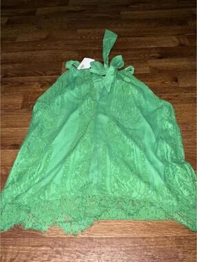 NWT Vine & Love Women's Green Lace Halter Top Size S